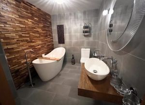 Bathroom- click for photo gallery